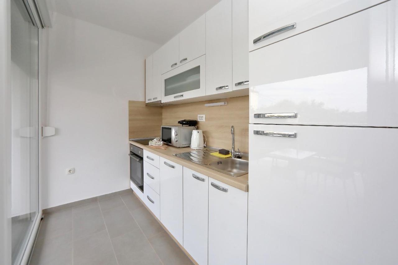 Apartments Nikic Bibinje Exterior photo
