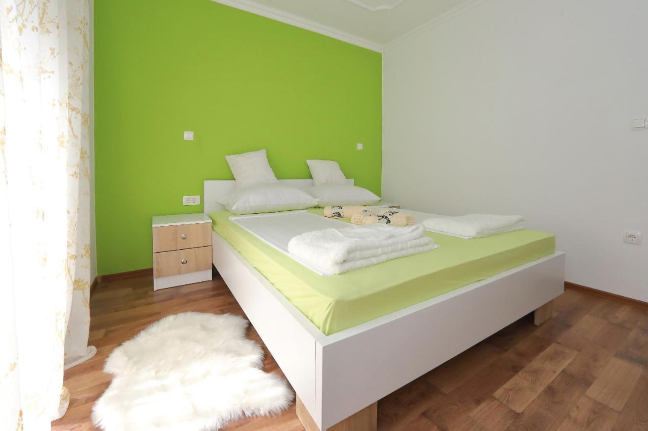 Apartments Nikic Bibinje Exterior photo